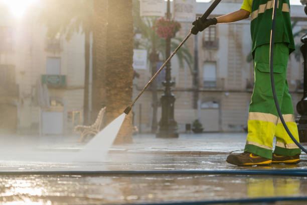 Best Pool Deck Cleaning in Doolittle, TX